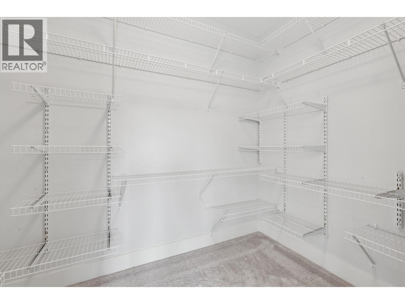 4668 ROBIN Lane, Tsawwassen