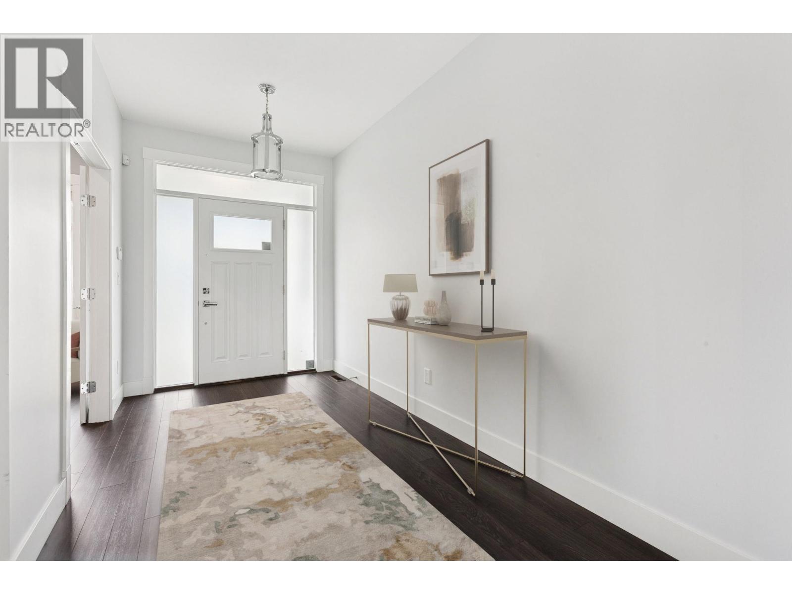 4668 ROBIN Lane, Tsawwassen