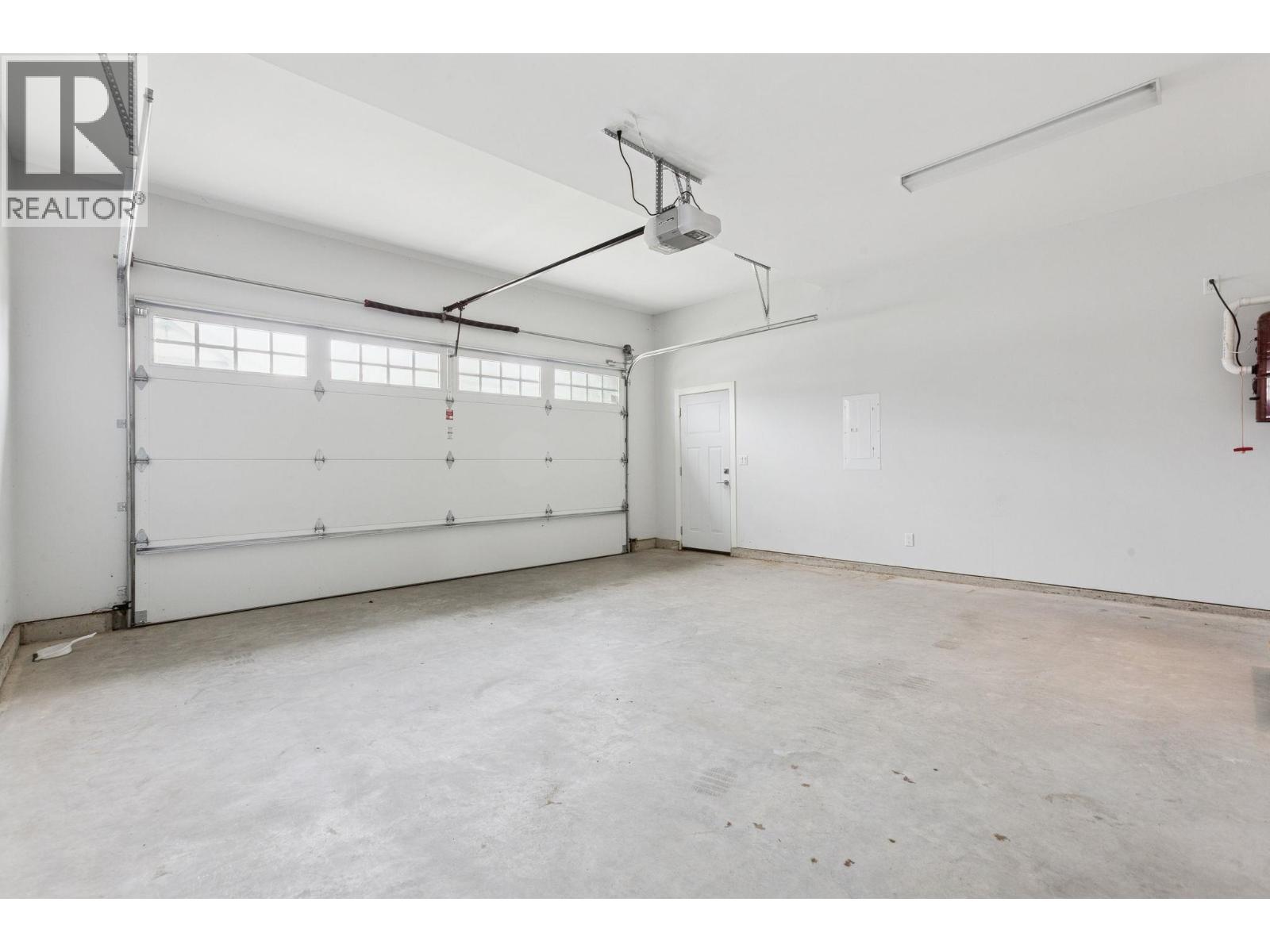 4668 ROBIN Lane, Tsawwassen