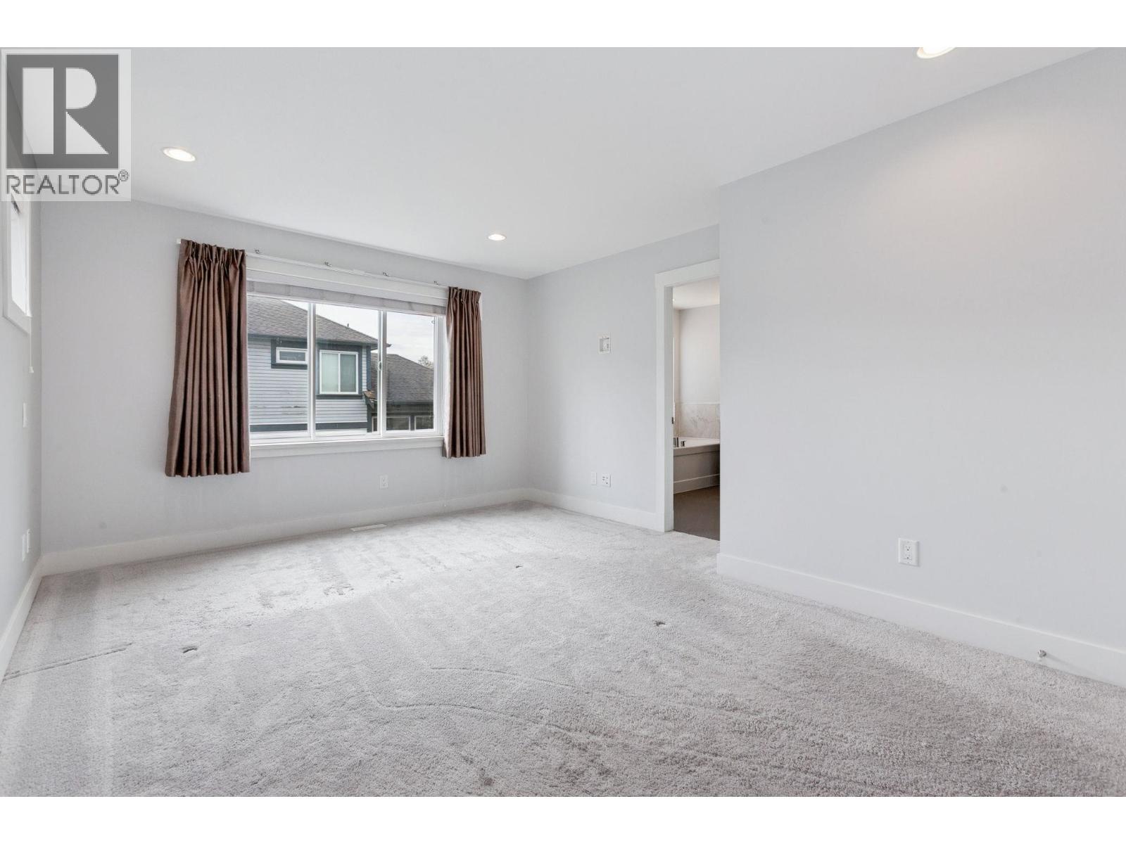 4668 ROBIN Lane, Tsawwassen