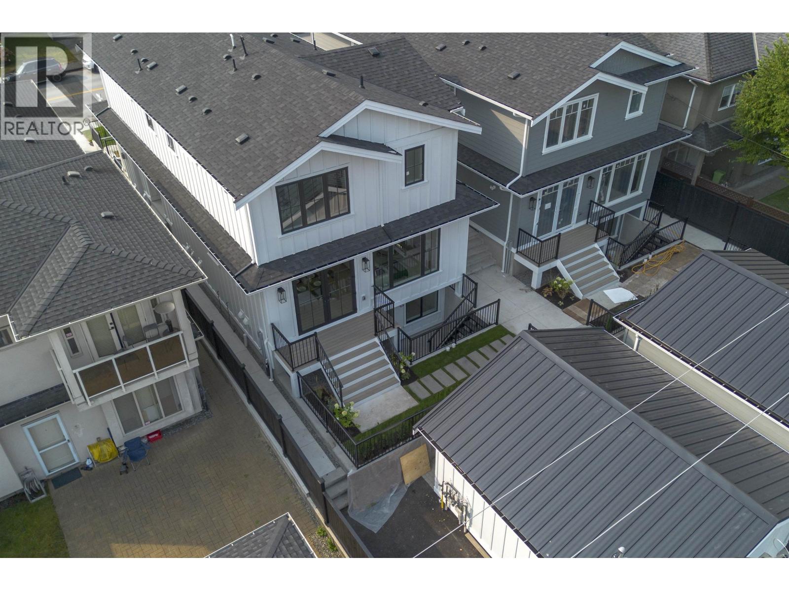 2 4315 ALBERT STREET, Burnaby