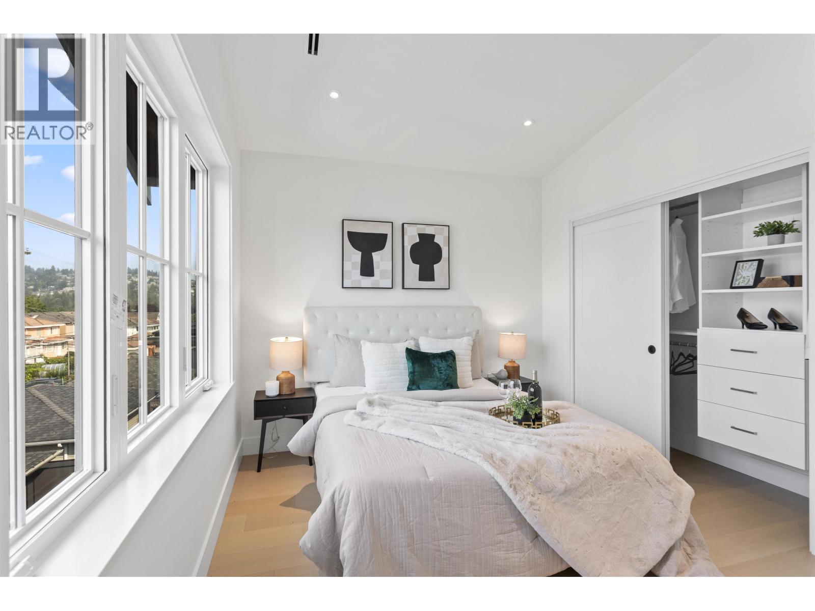 2 4315 ALBERT STREET, Burnaby