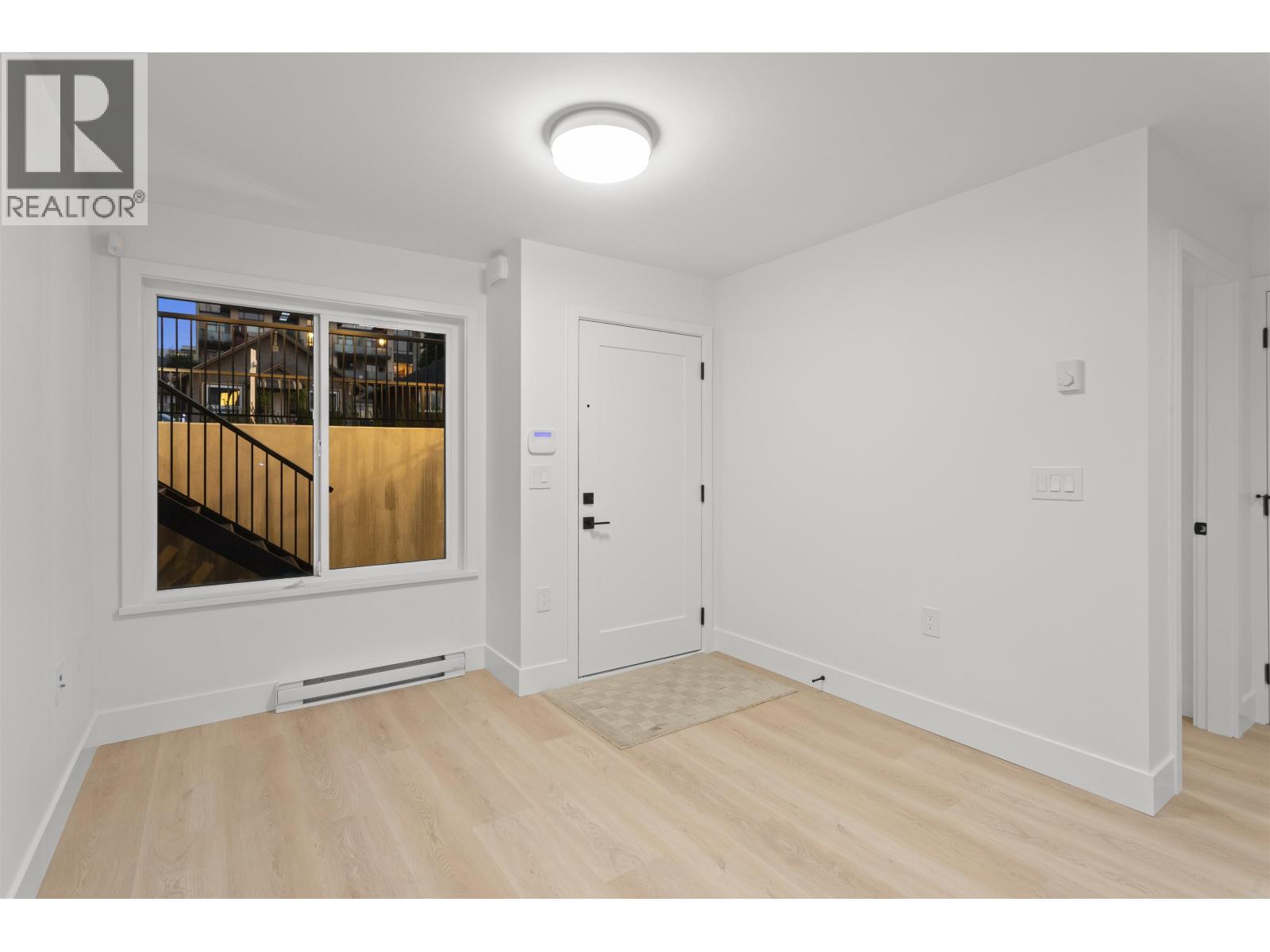 2 4315 ALBERT STREET, Burnaby