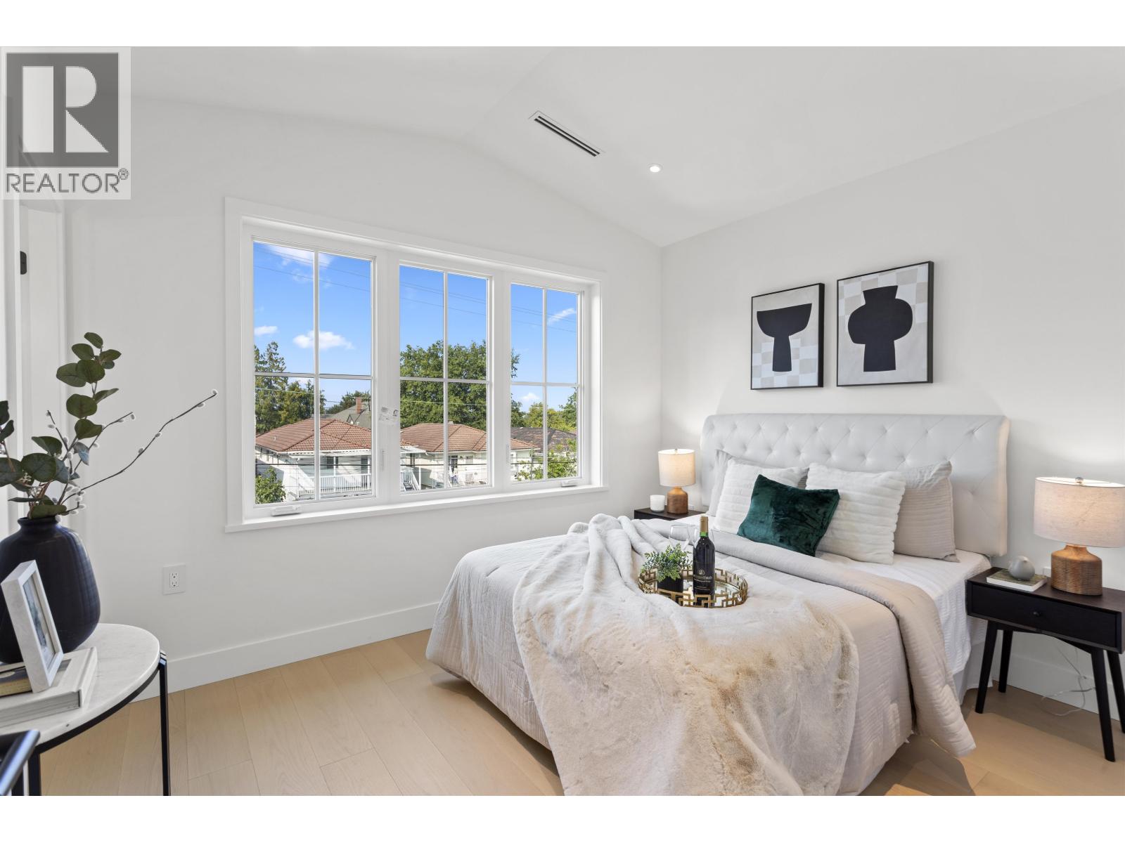 2 4315 ALBERT STREET, Burnaby