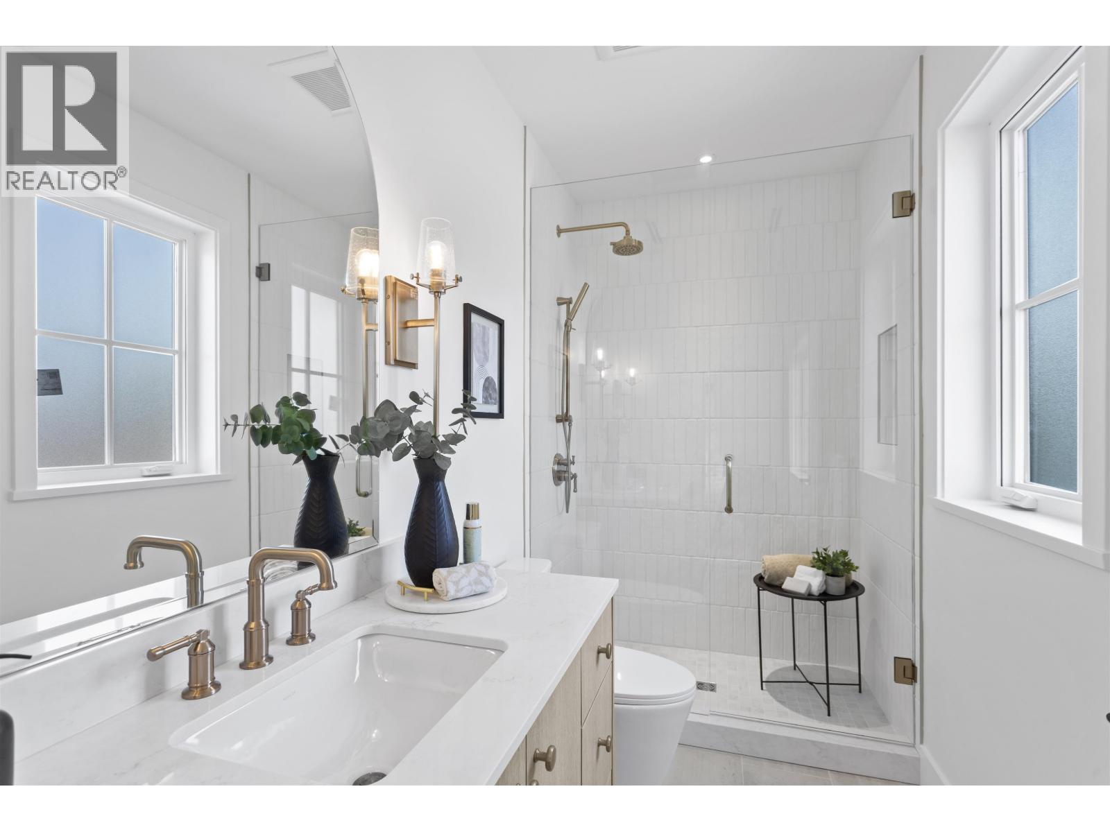 2 4315 ALBERT STREET, Burnaby