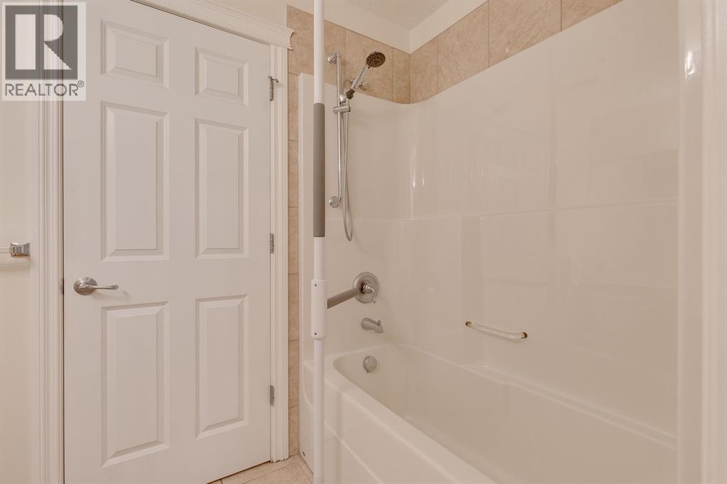 Single Family House for Sale in   Hemlock Crescent SW Spruce Cliff Calgary 