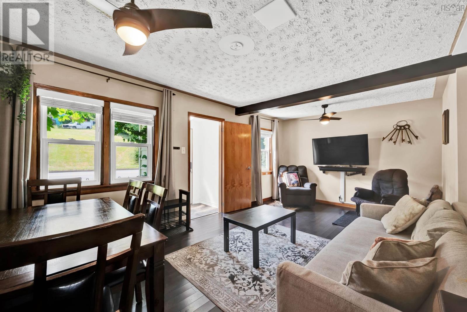 Property 7 of 32 of 3709 Barrington Street