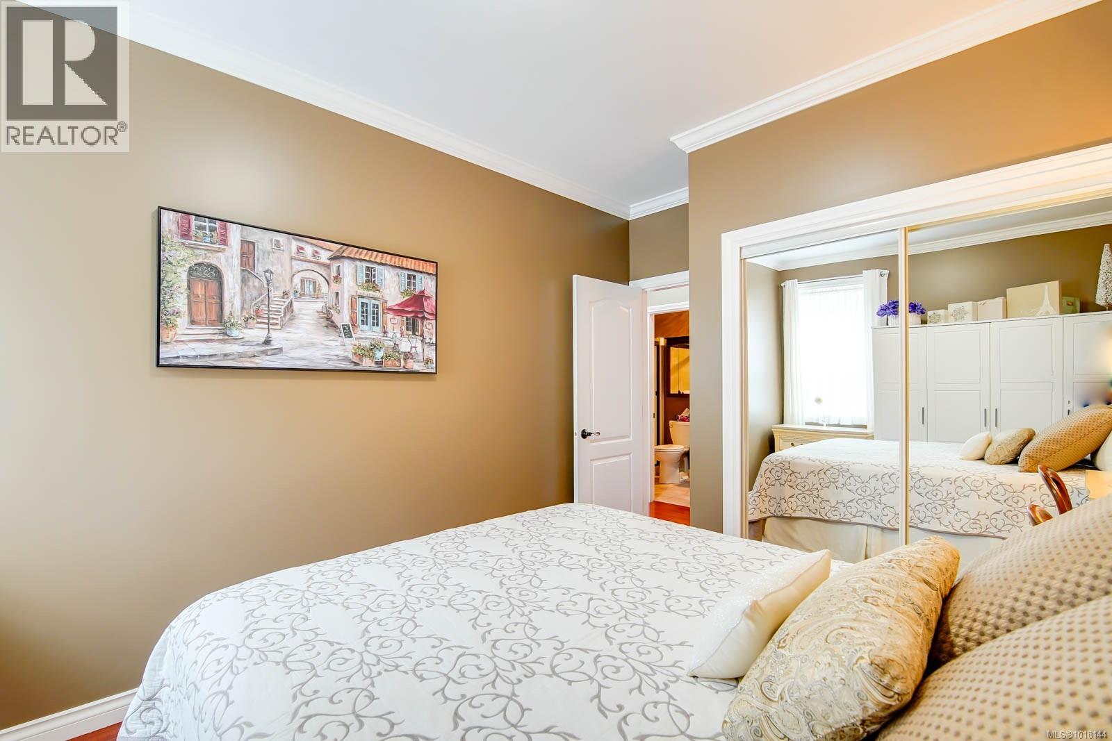 4025 SHAUGHNESSY ST - 36