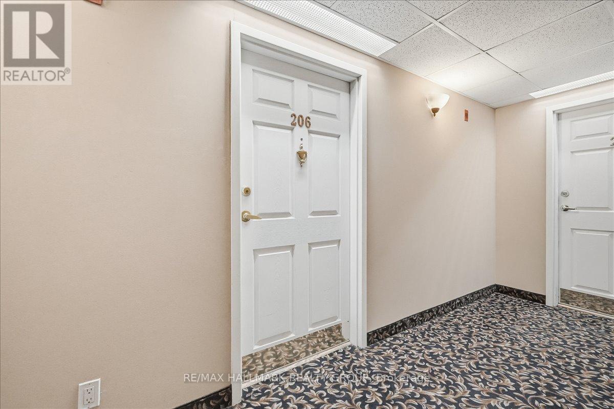 Hallway -only 2 units in this hallway, low traffic