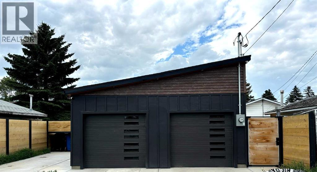 Single Family House Bungalow for Sale in  Doverville Crescent SE Dover Calgary 