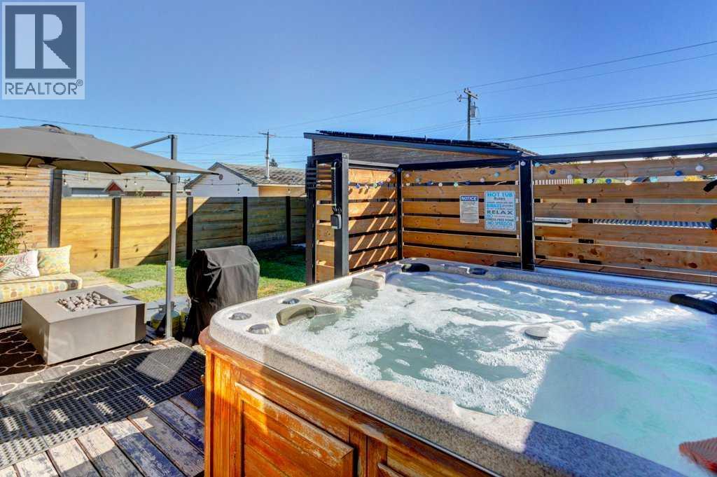 Single Family House Bungalow for Sale in  Doverville Crescent SE Dover Calgary 