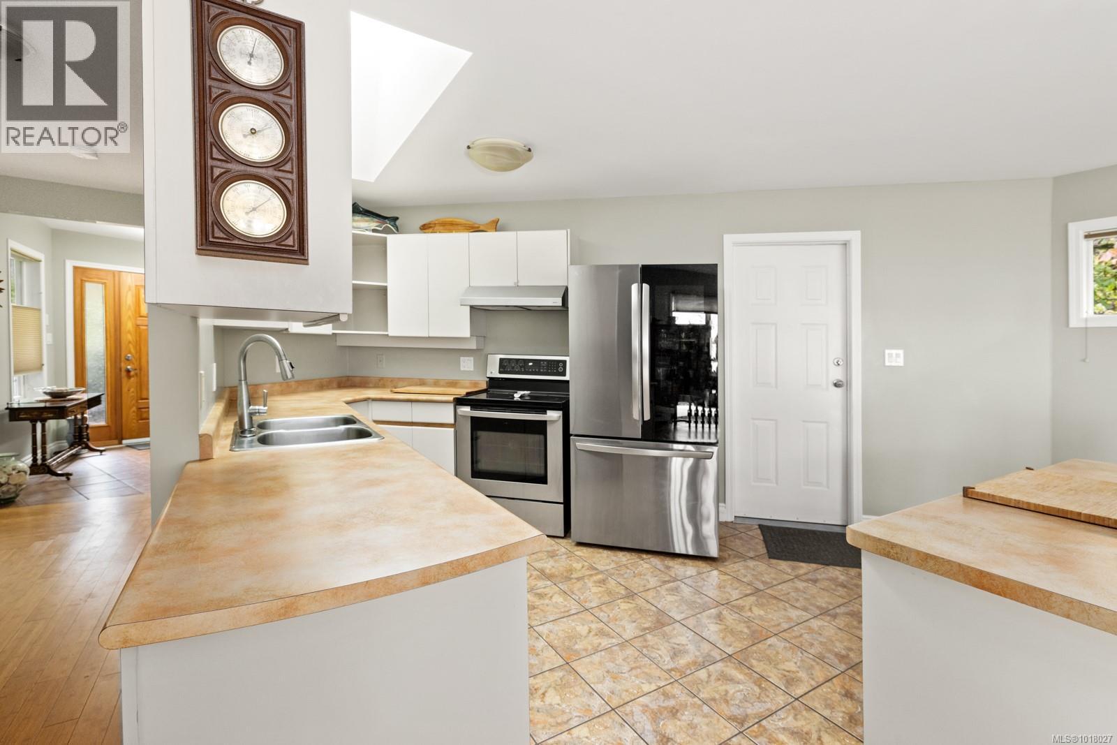  2509 Mill Bay Road, Mill Bay