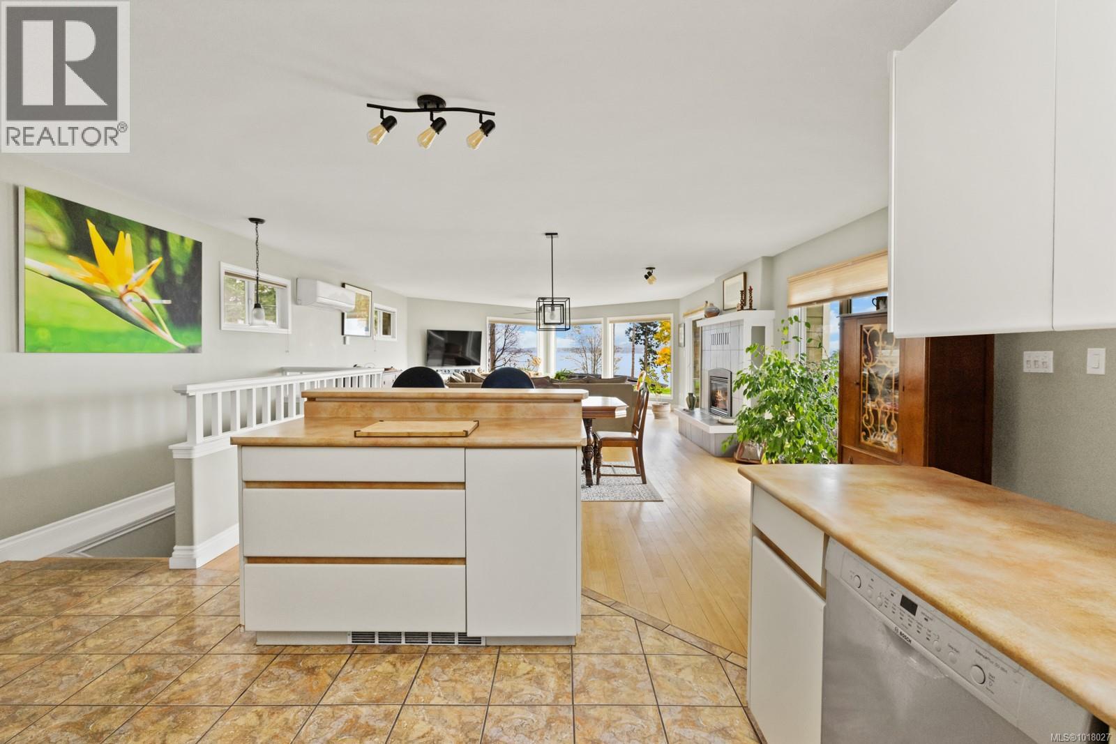  2509 Mill Bay Road, Mill Bay