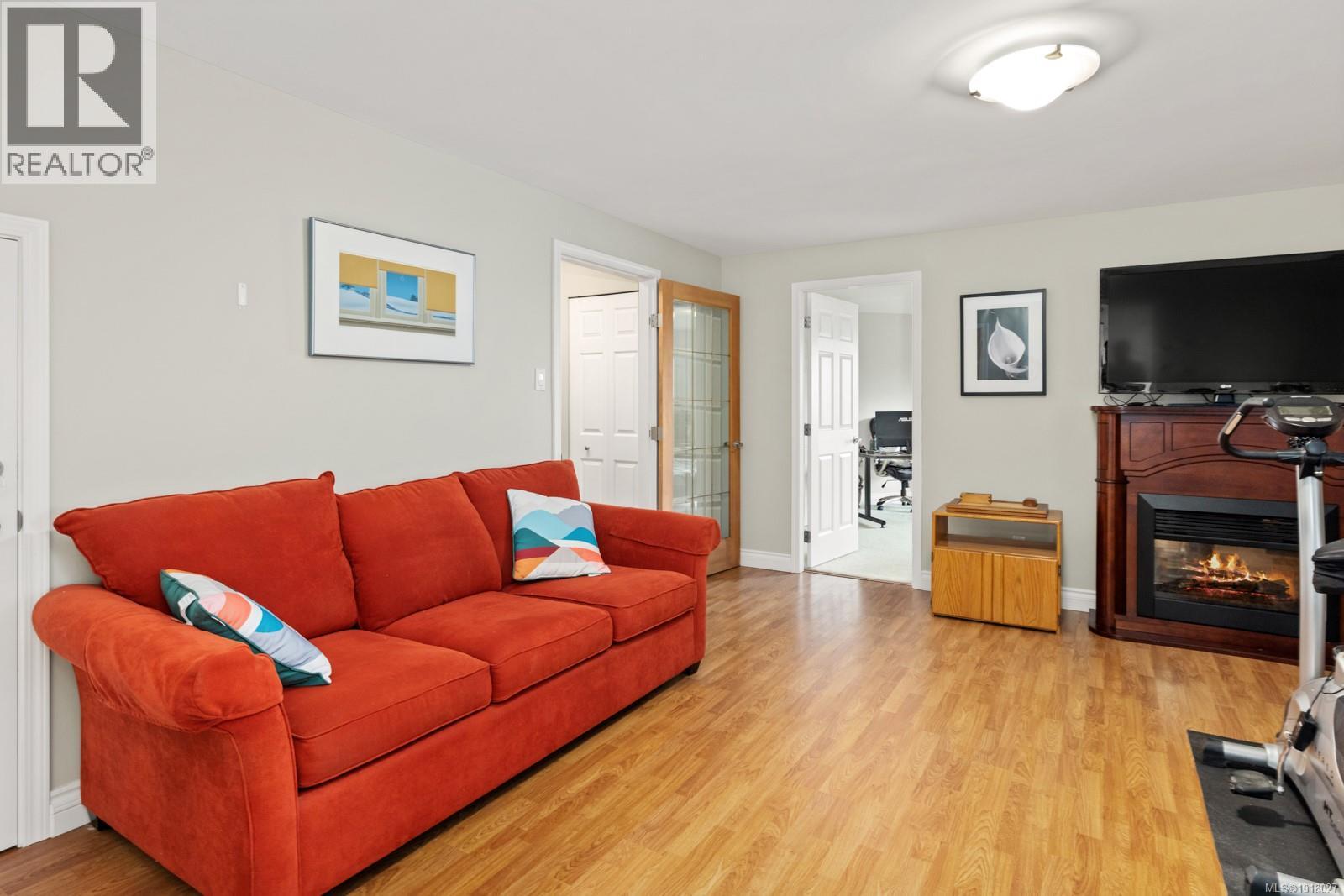  2509 Mill Bay Road, Mill Bay