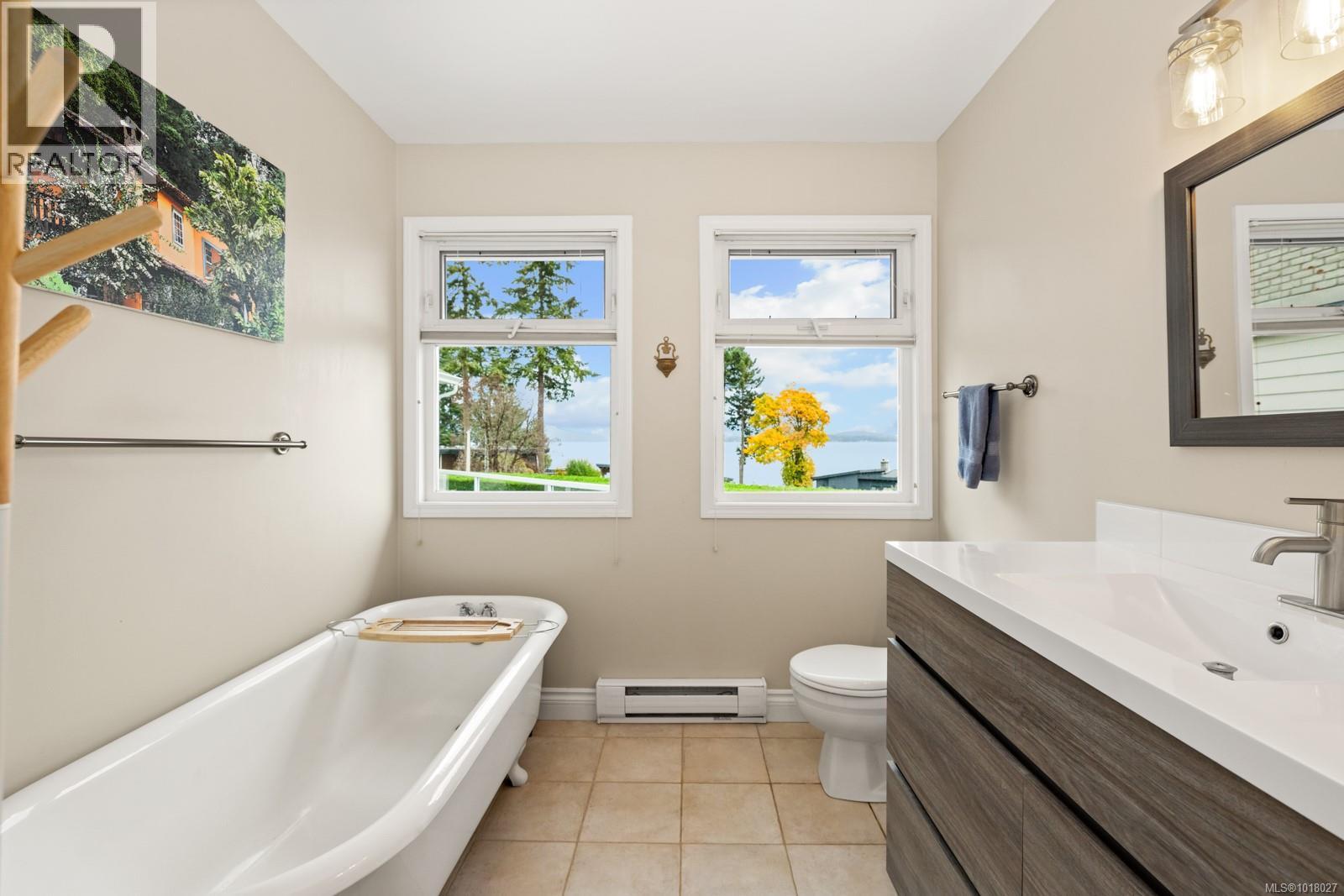  2509 Mill Bay Road, Mill Bay