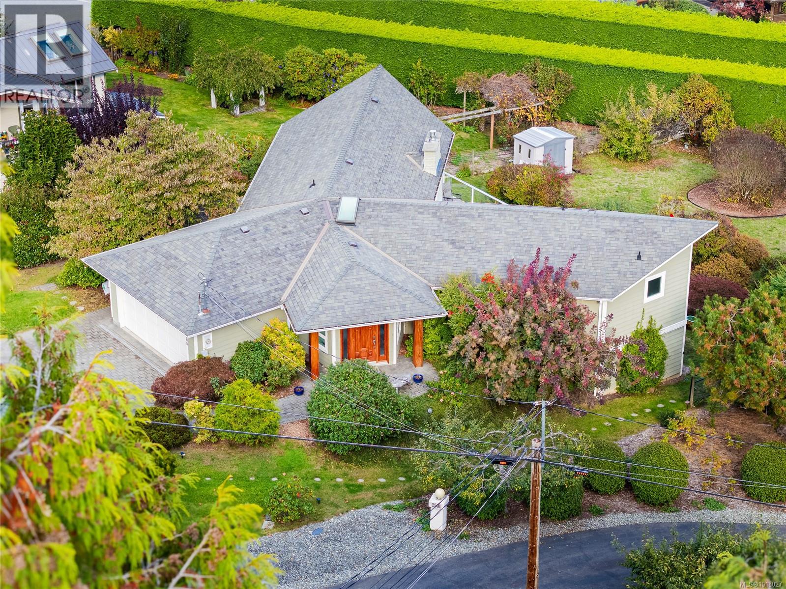  2509 Mill Bay Road, Mill Bay