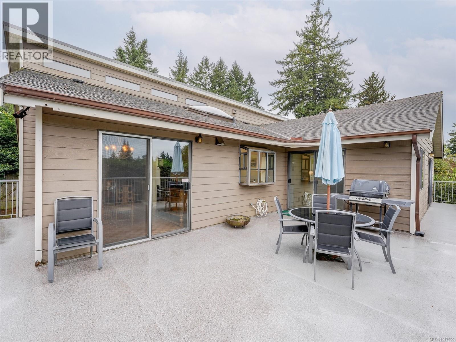  3198 Ilona Place, Colwood