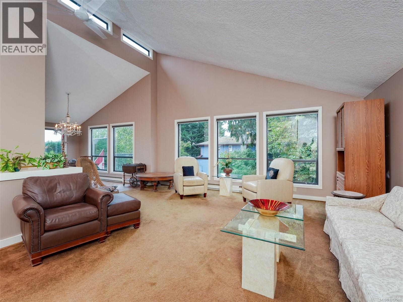 3198 Ilona Place, Colwood