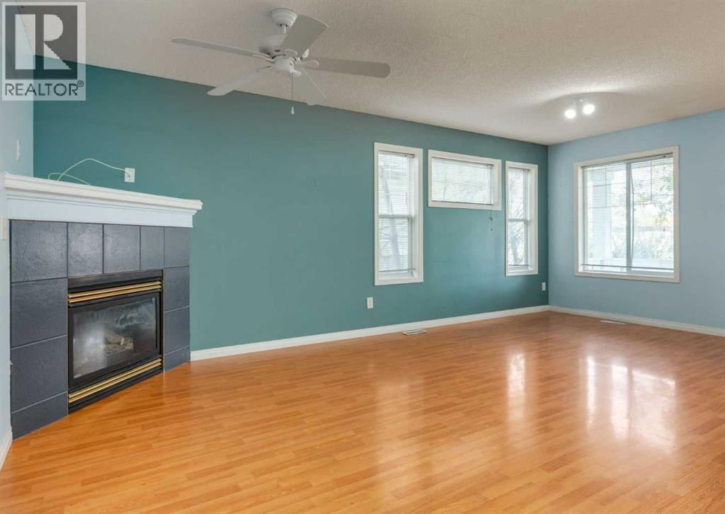 Single Family House for Sale in   Avenue NE Tuxedo Park Calgary 