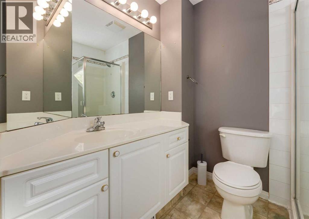 Single Family House for Sale in   Avenue NE Tuxedo Park Calgary 