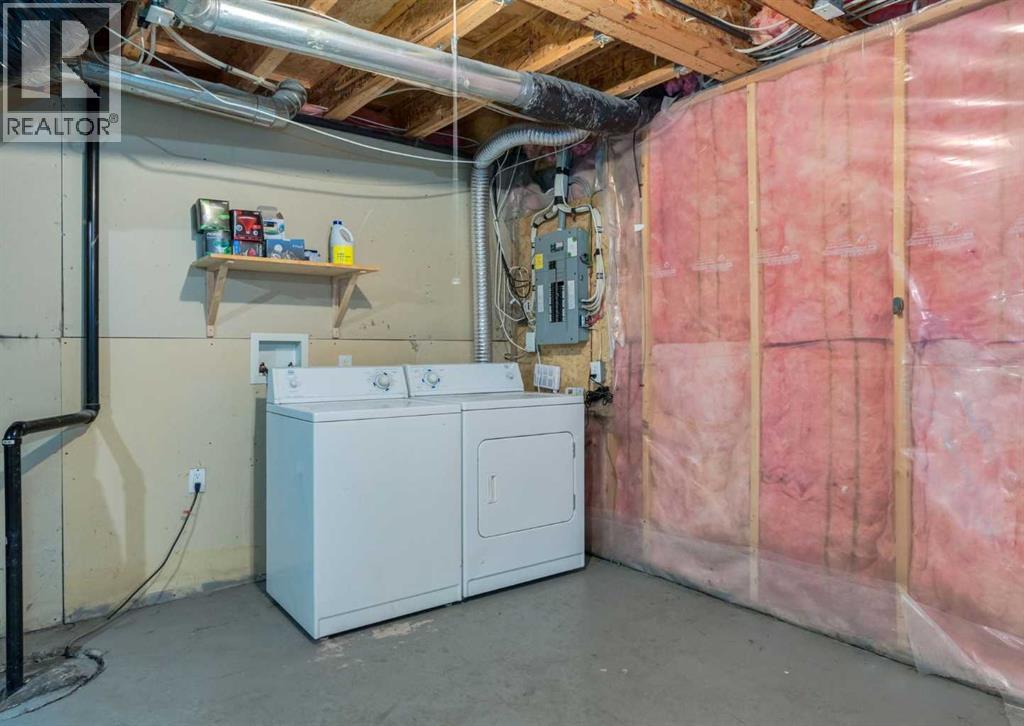 Single Family House for Sale in   Avenue NE Tuxedo Park Calgary 