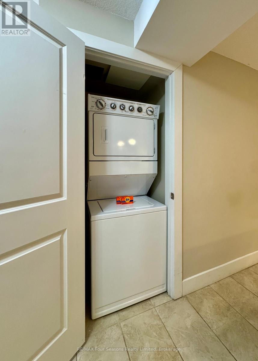 #5209 9 HARBOUR STREET E - 8