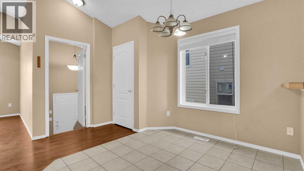 Single Family House Bi-level for Sale in  saddlefield Road NE Taradale Calgary 