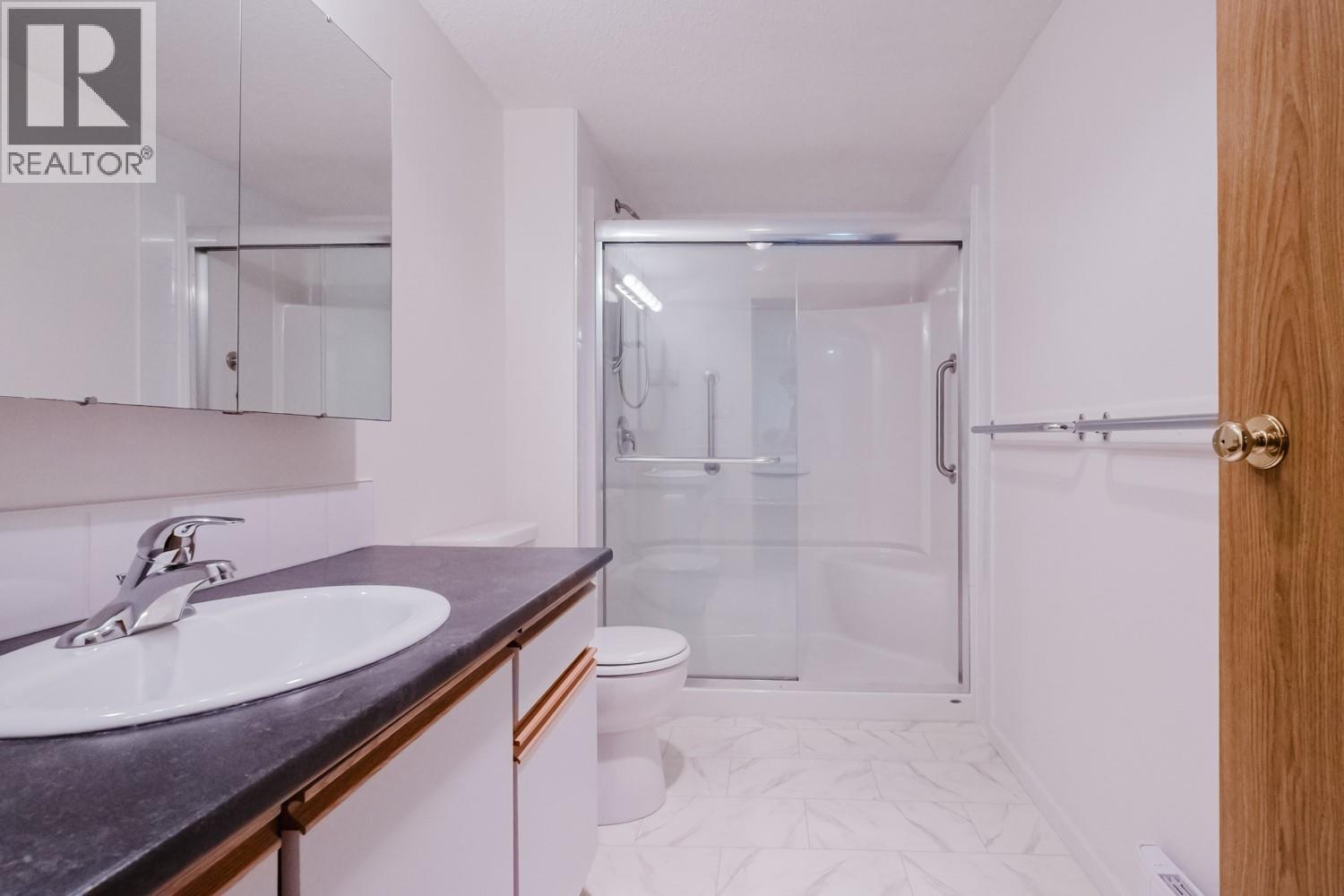 104 262 KINNEY Avenue, Penticton