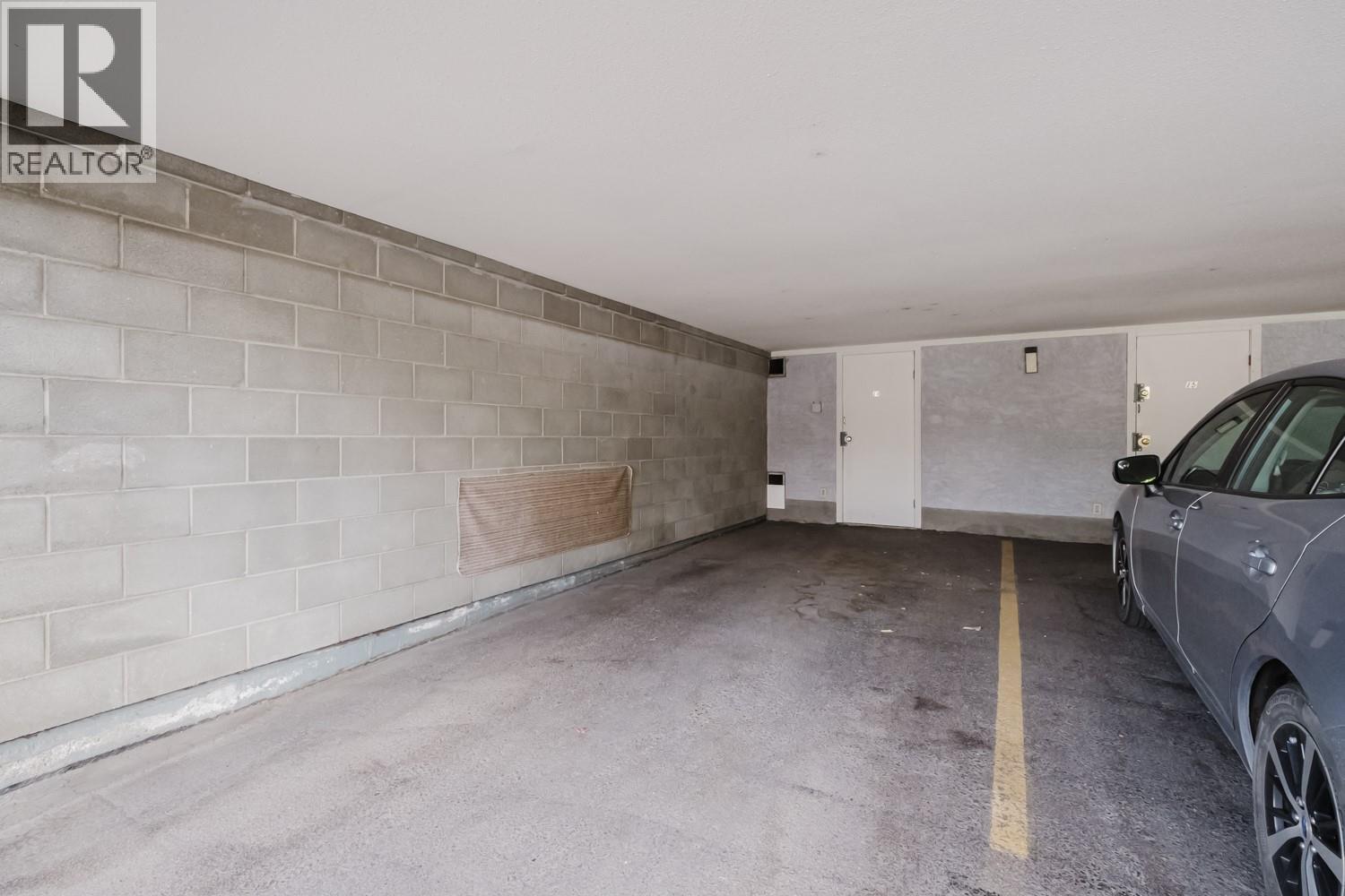 104 262 KINNEY Avenue, Penticton