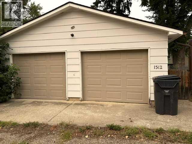 Single Family House 4 Level for Sale in   Avenue S Victoria Park Lethbridge 