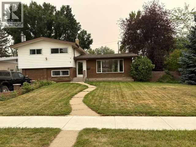 1512 5 Avenue S, Lethbridge, Alberta