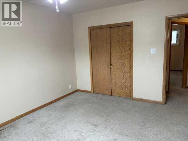 Single Family House 4 Level for Sale in   Avenue S Victoria Park Lethbridge 