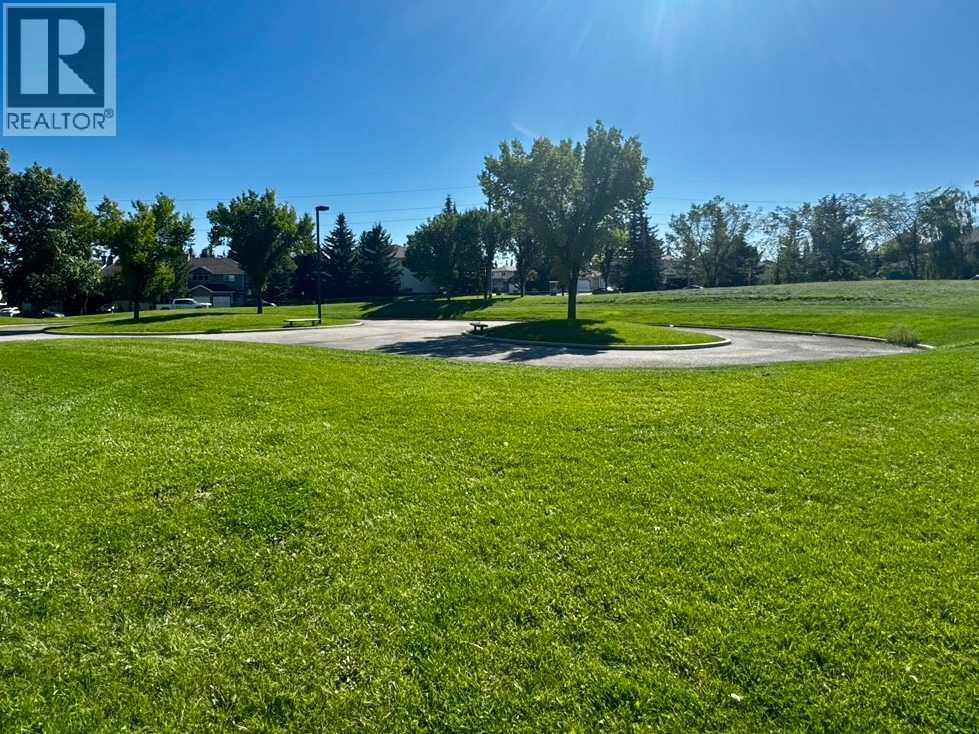 Single Family House for Sale in  Shawinigan Drive SW Shawnessy Calgary 