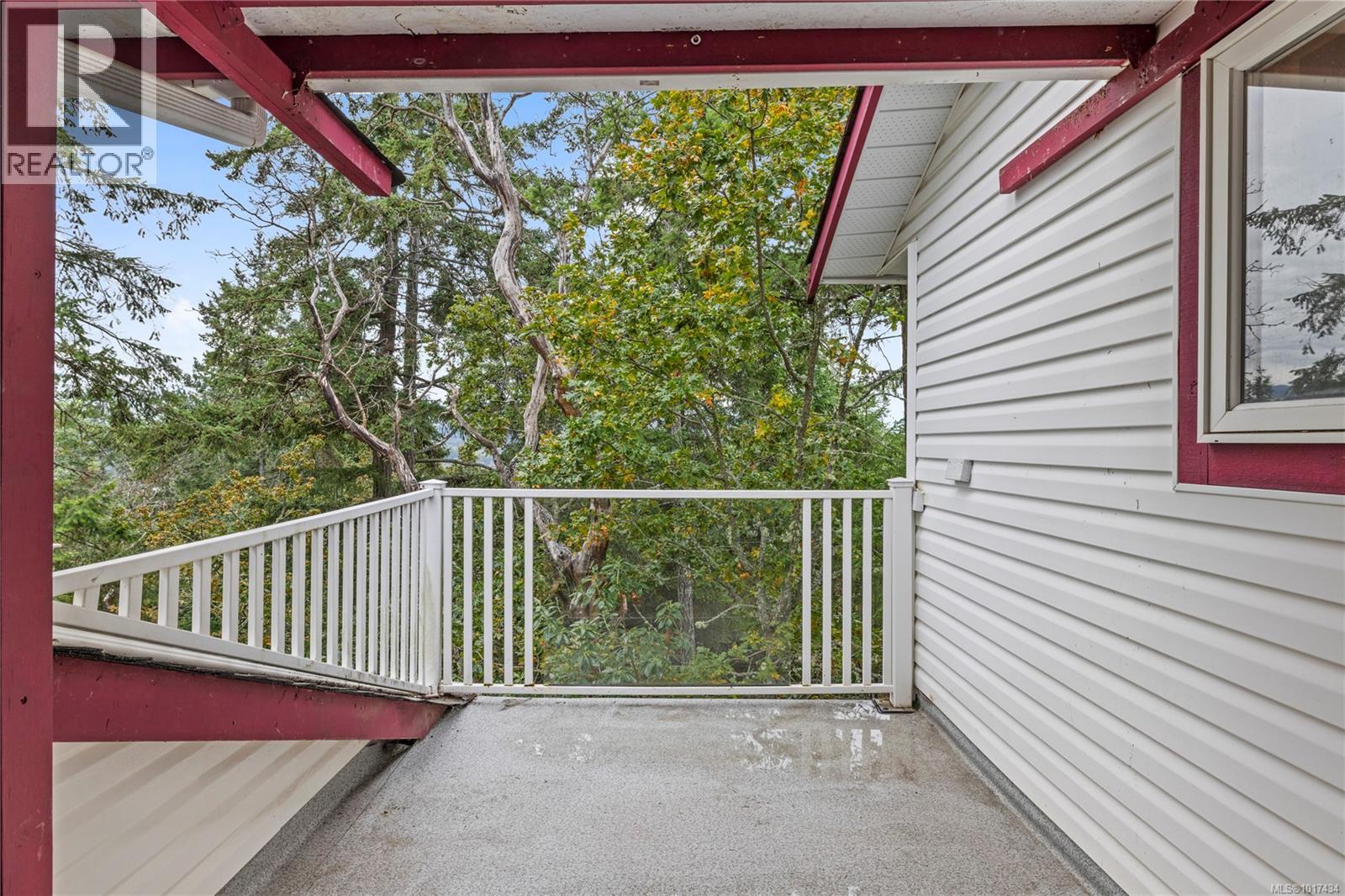 2869 Hemlock Dr, Nanoose Bay