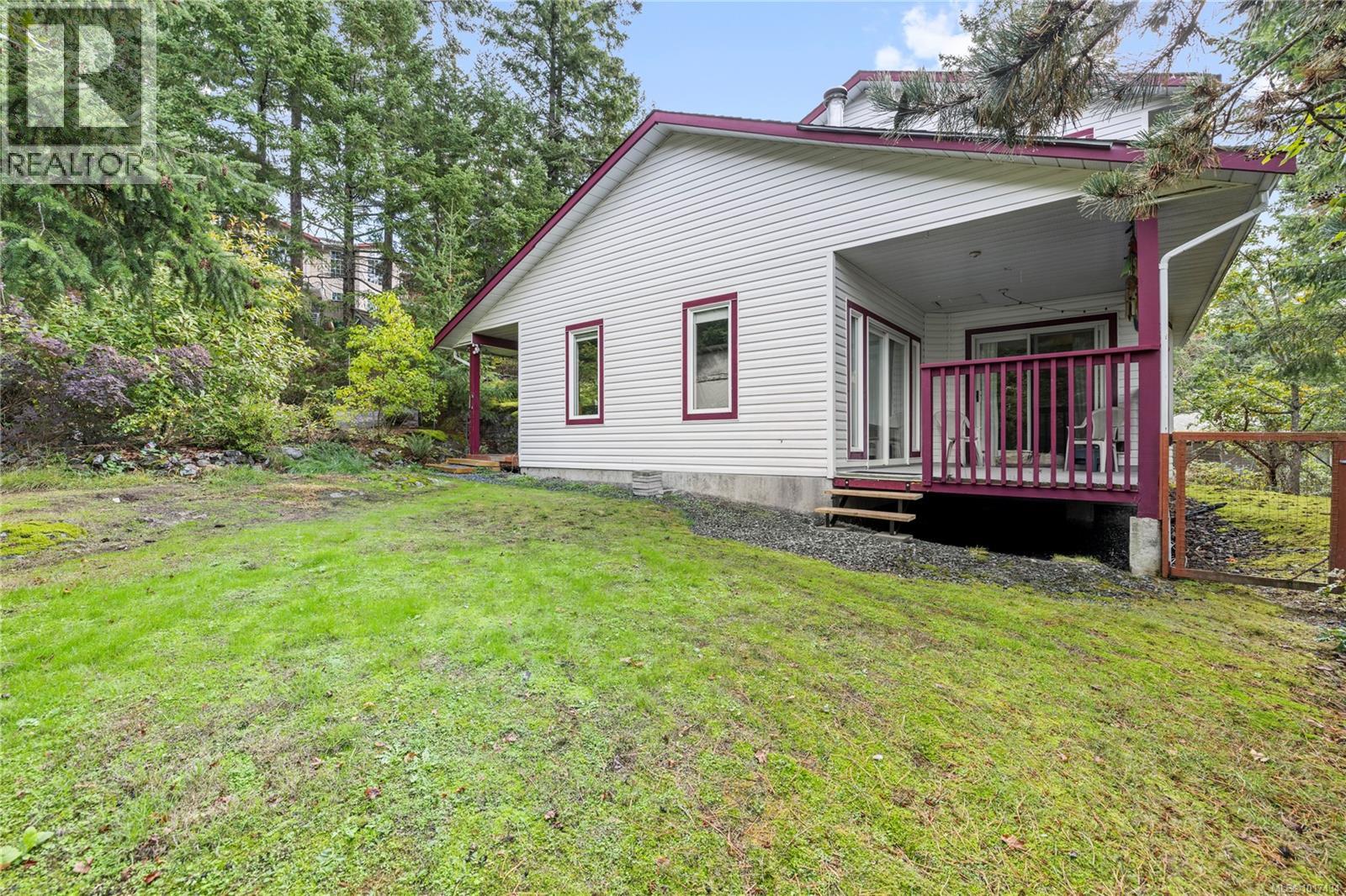 2869 Hemlock Dr, Nanoose Bay
