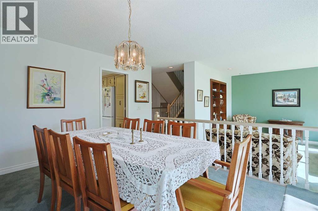 Single Family House for Sale in   Varsity Estates Drive NW Varsity Calgary 