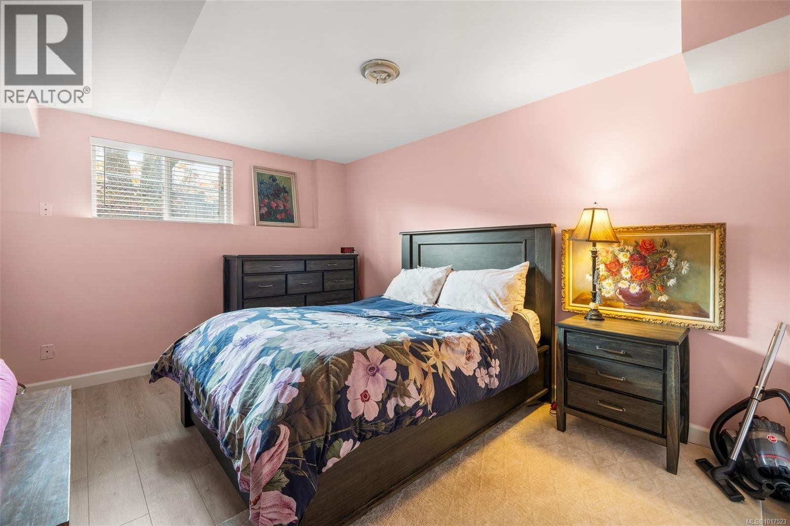 1296 Garkil Road, Saanich