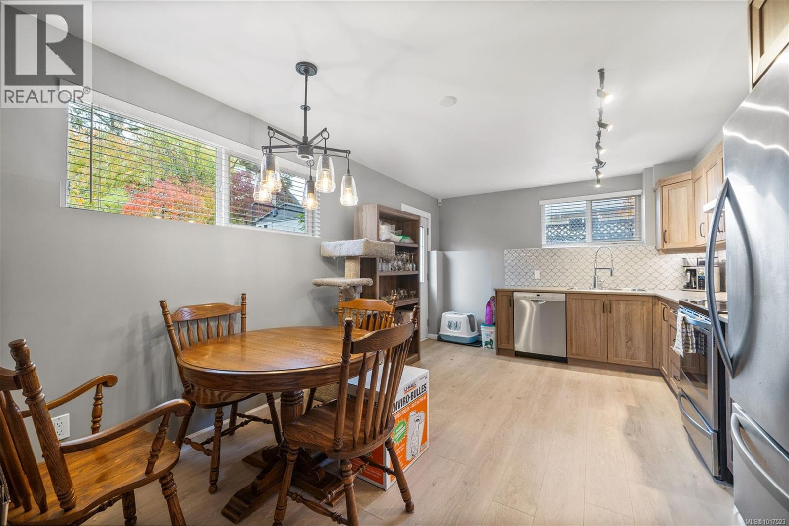 1296 Garkil Road, Saanich