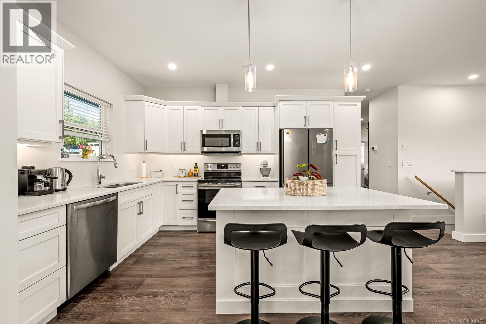 2397 Brookfield Dr, Courtenay