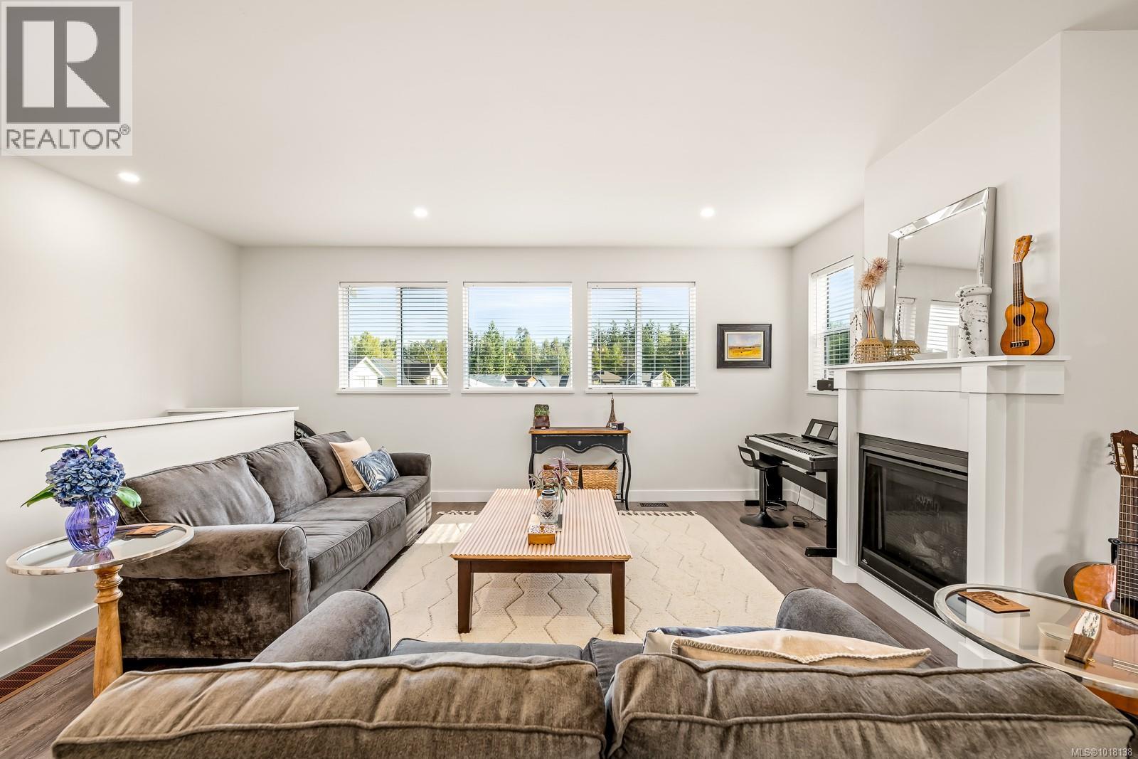 2397 Brookfield Dr, Courtenay