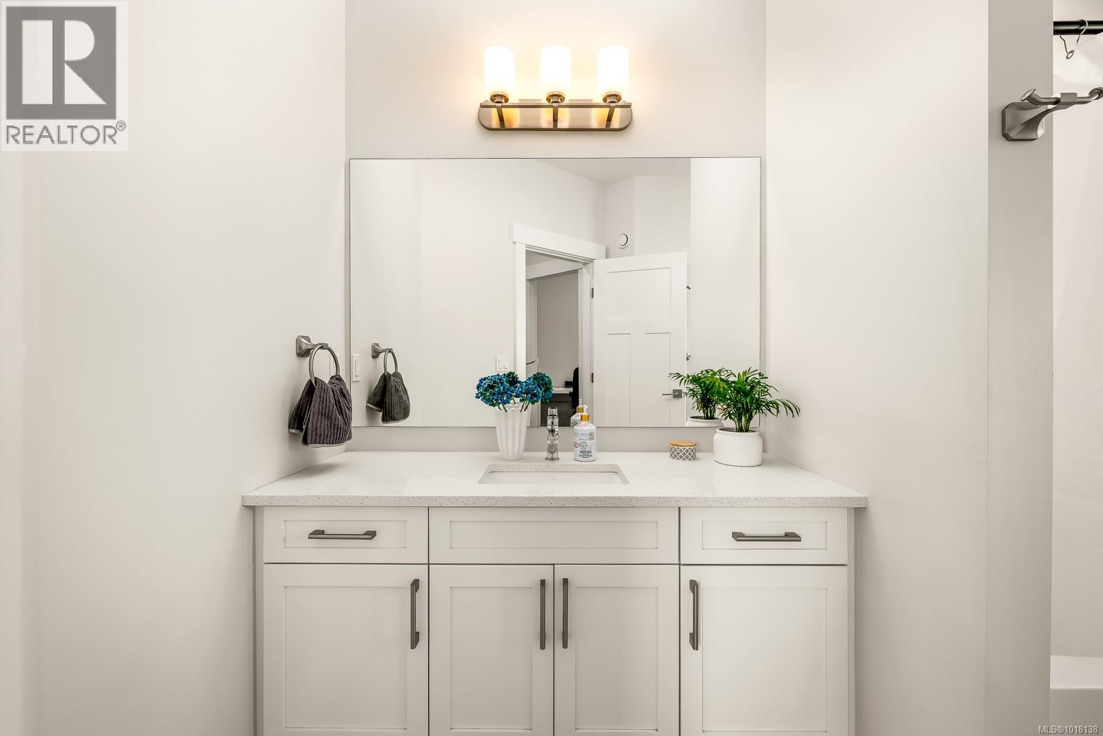 2397 Brookfield Dr, Courtenay