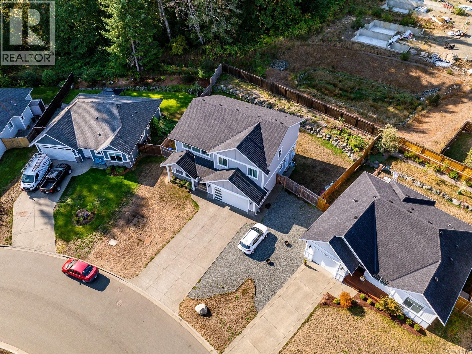 2397 Brookfield Dr, Courtenay