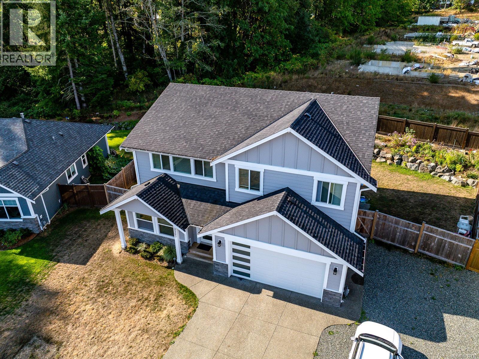 2397 Brookfield Dr, Courtenay