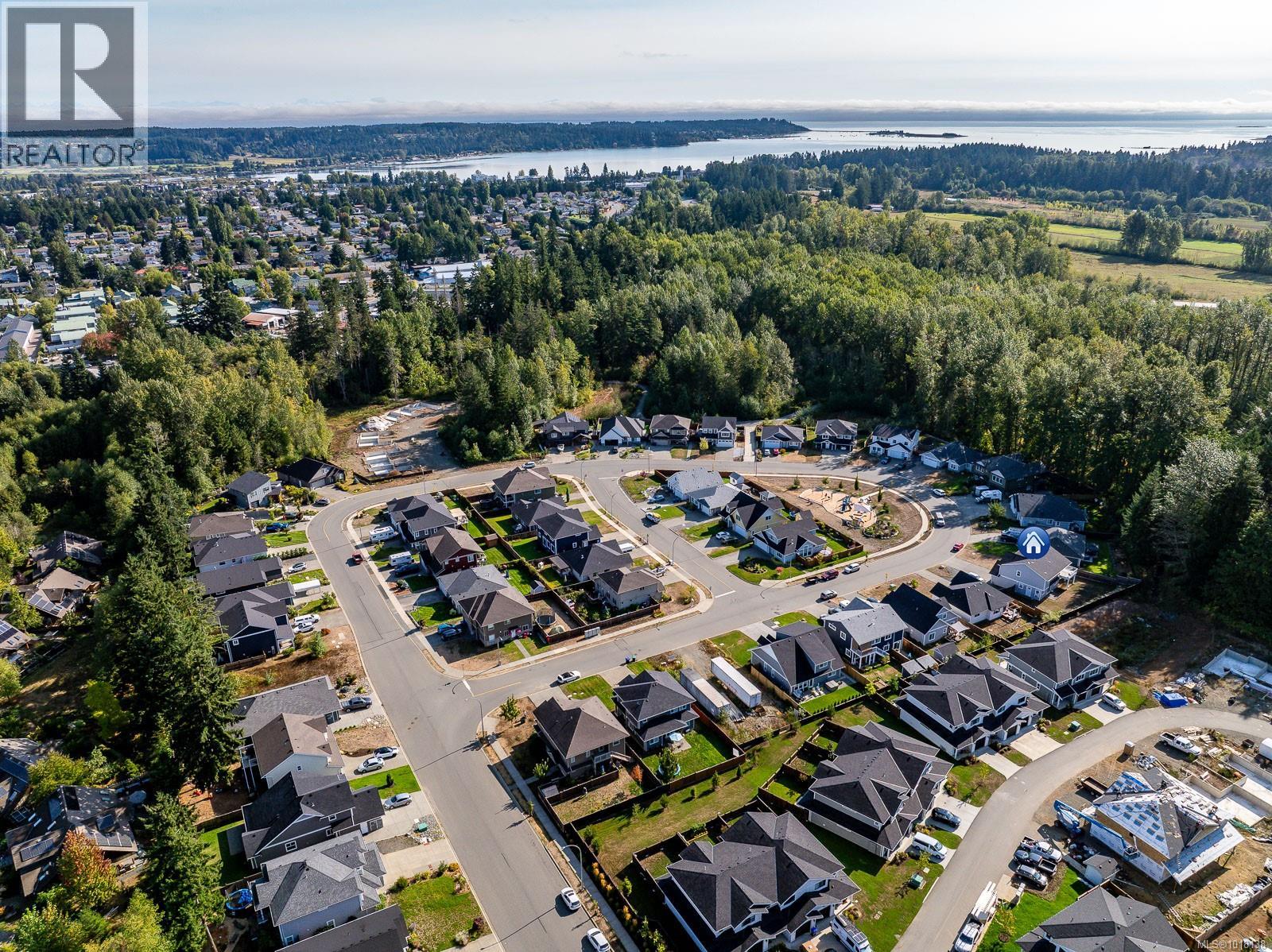 2397 Brookfield Dr, Courtenay