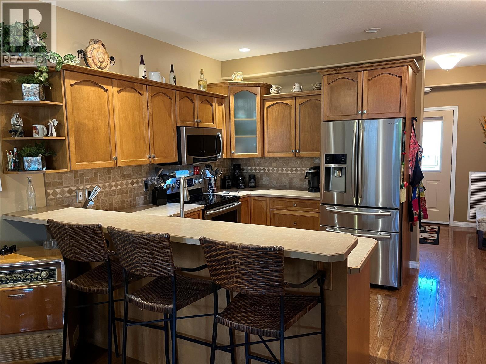 44 714 Riverside Avenue, Sicamous