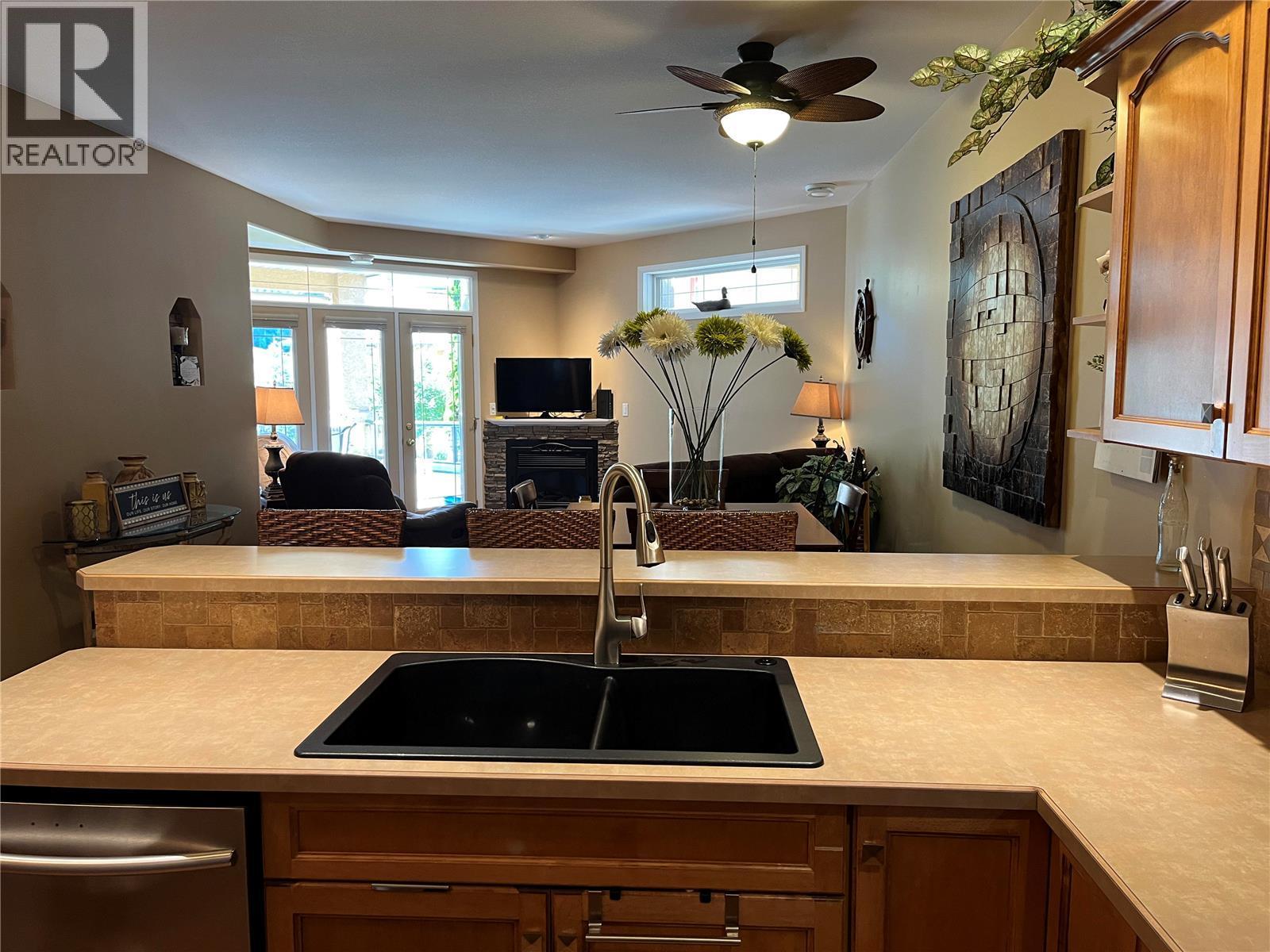 44 714 Riverside Avenue, Sicamous