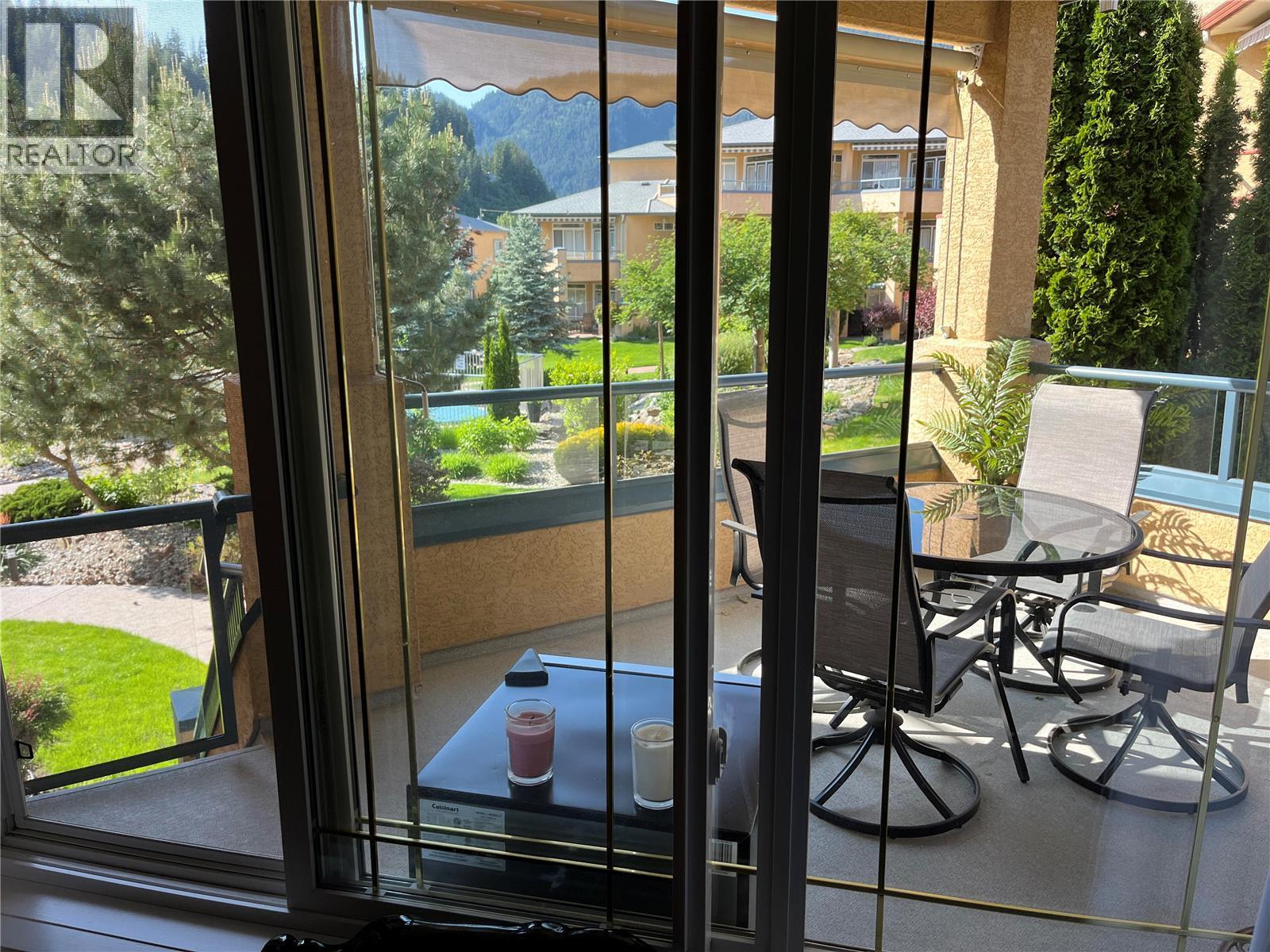 44 714 Riverside Avenue, Sicamous