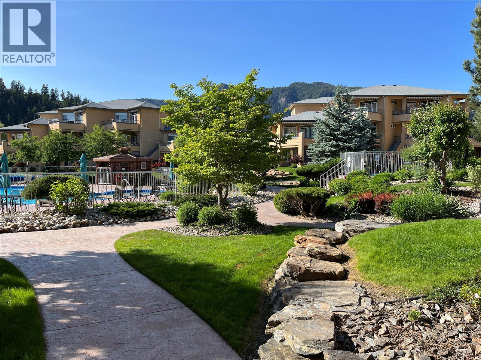 44 714 Riverside Avenue, Sicamous