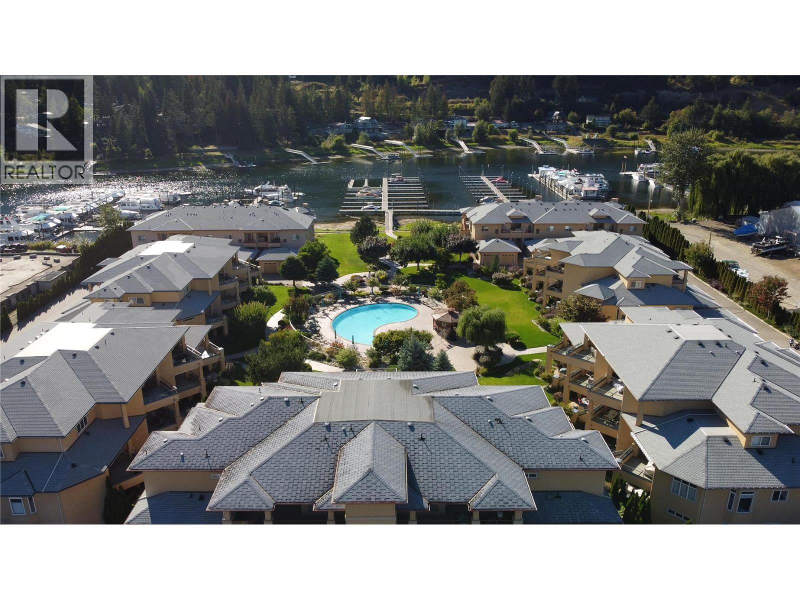 44 714 Riverside Avenue, Sicamous