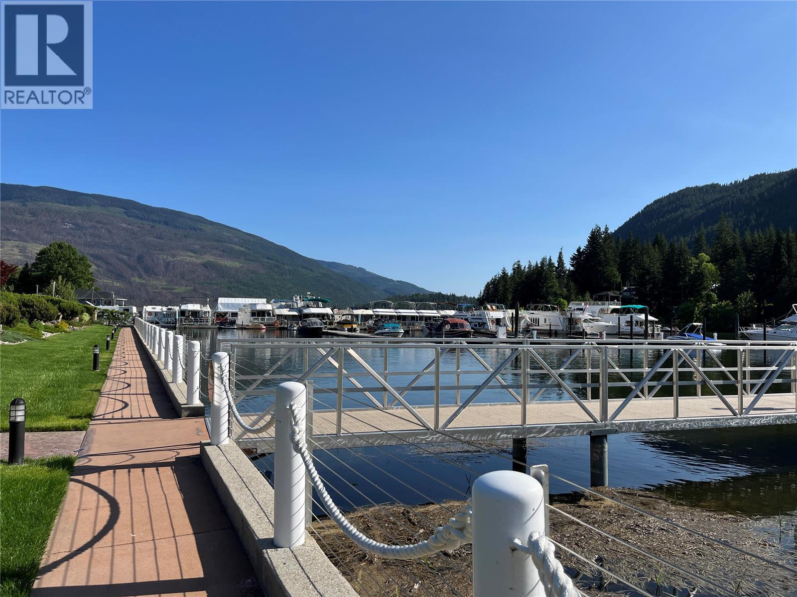 44 714 Riverside Avenue, Sicamous